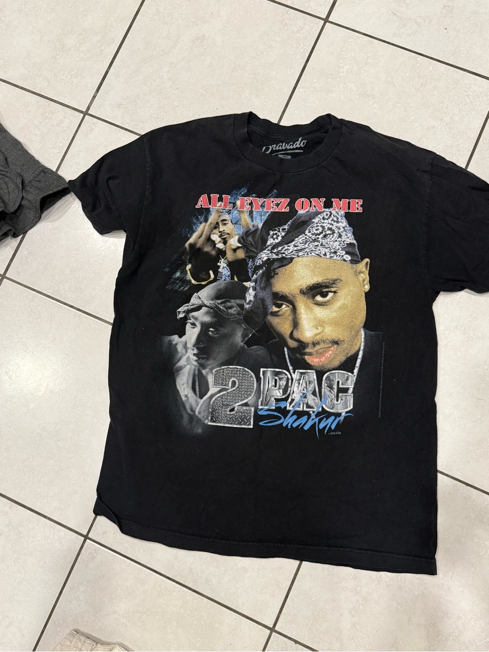 Bravado Black 2Pac 'All Eyez On Me' Graphic Tee